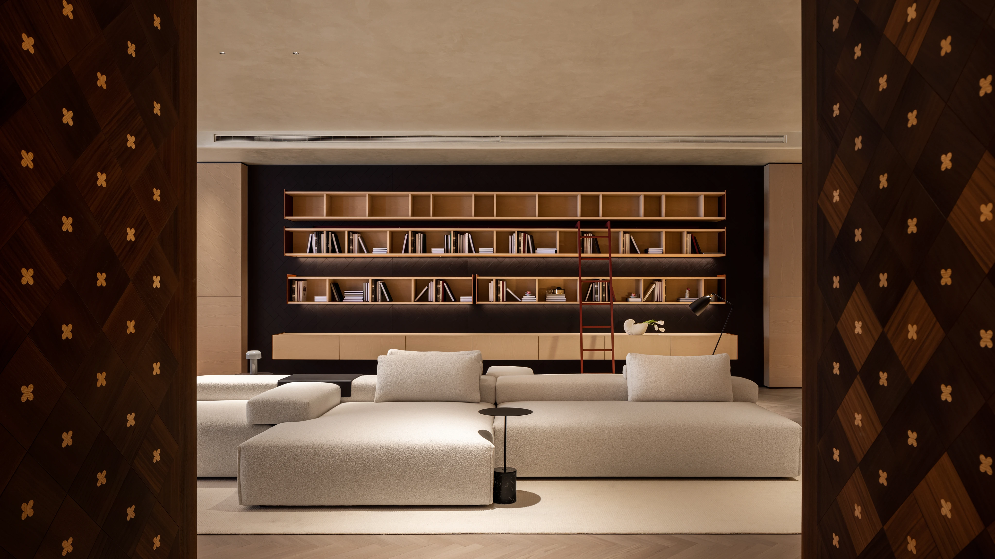 Royana｜NANA Putian Showroom