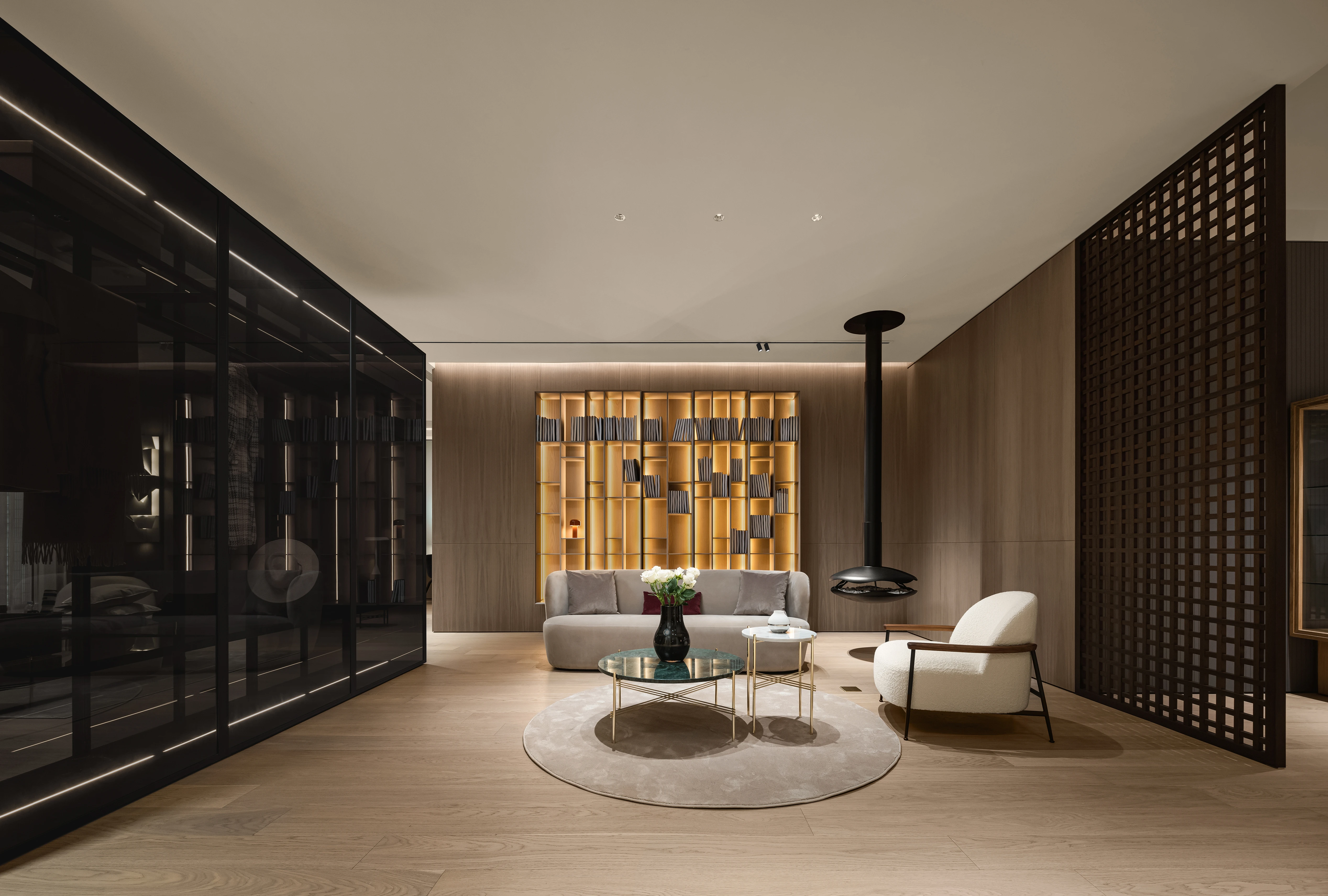 Royana x GUBI Guangzhou